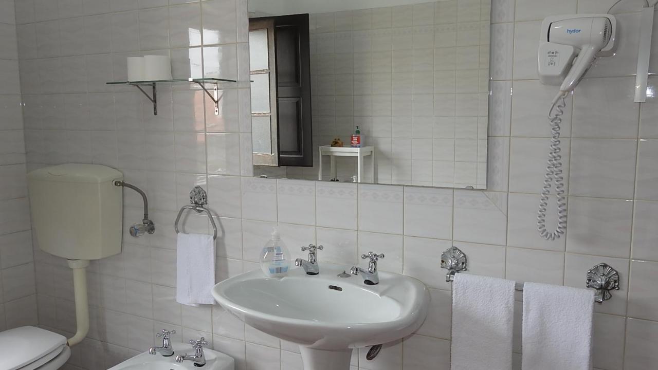 Hospedaria Do Senhor Da Pedra 奥比多斯 外观 照片